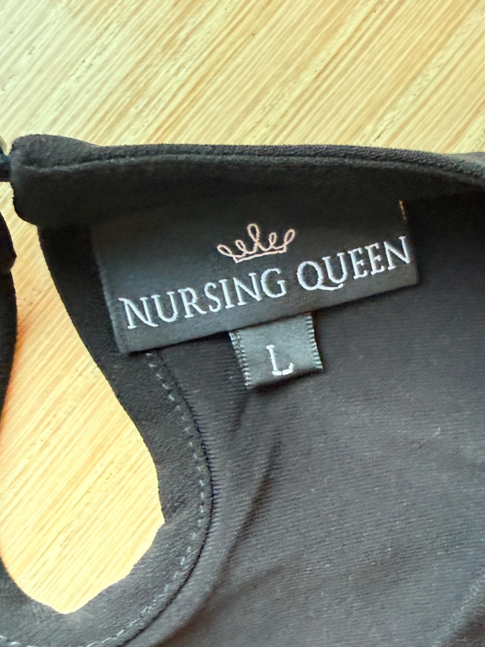 Nursing Queen Pleated Peplum Nursing/Pumping Sleeveless Top - Black - Size L - Picture 3 of 3